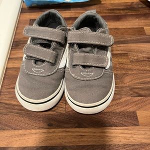Toddler vans size 6